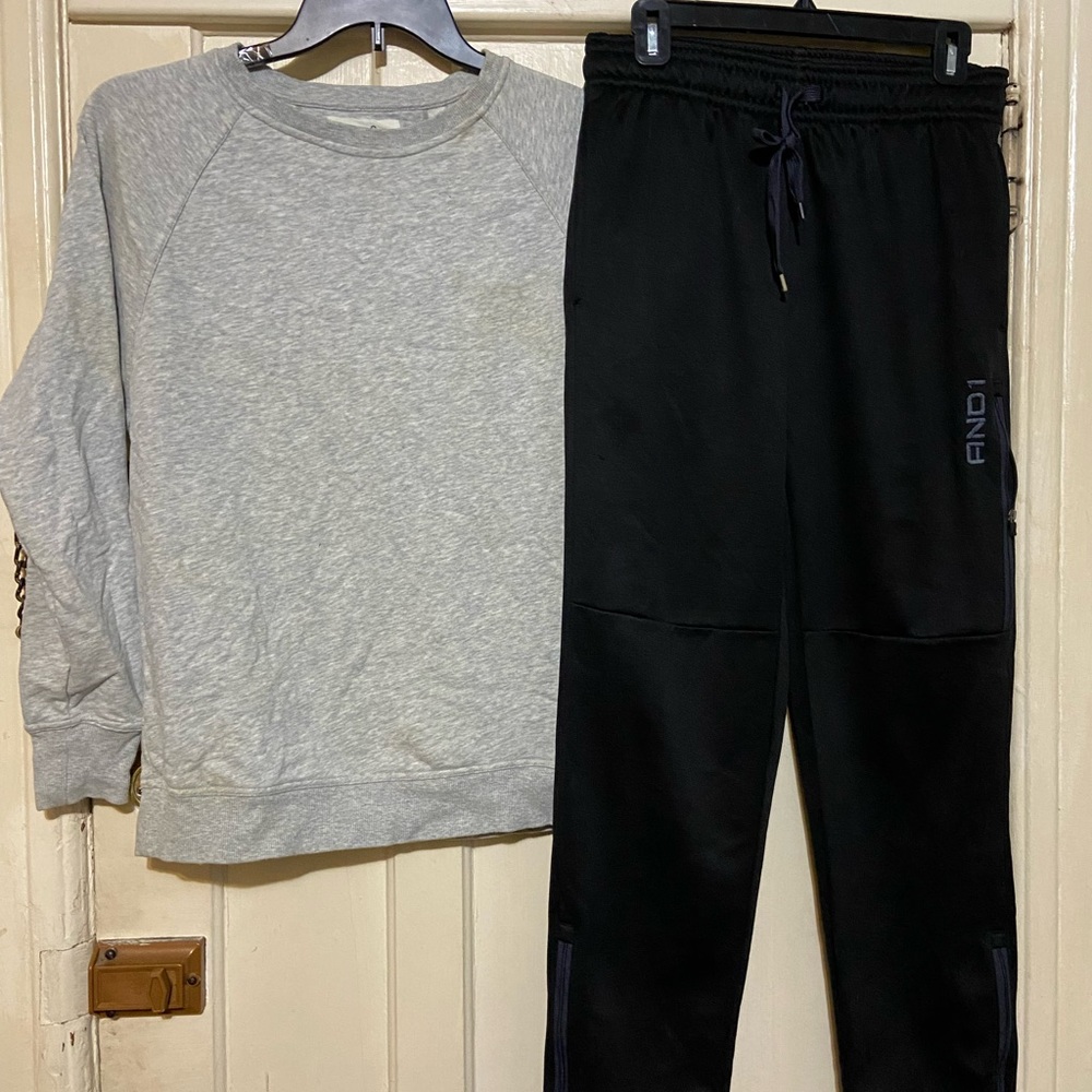 Champion &and1‎ men’s outfit Small